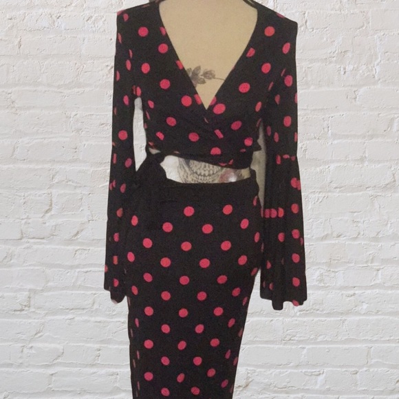 ❌DONATED❌Black Pink Fuchsia Polka Dot 2PC Skirt Set - Picture 4 of 9